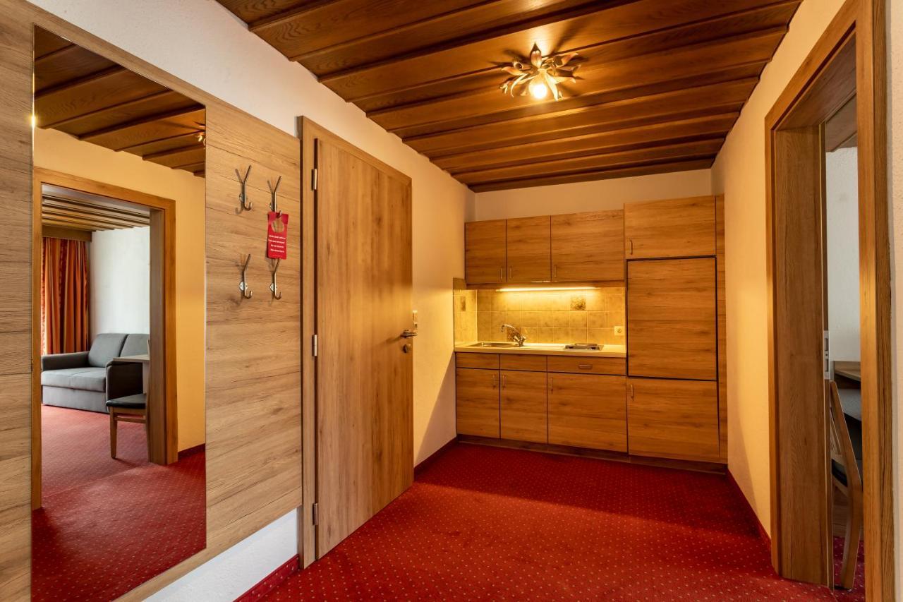 Kinderhotel Laerchenhof Obsteig Bagian luar foto