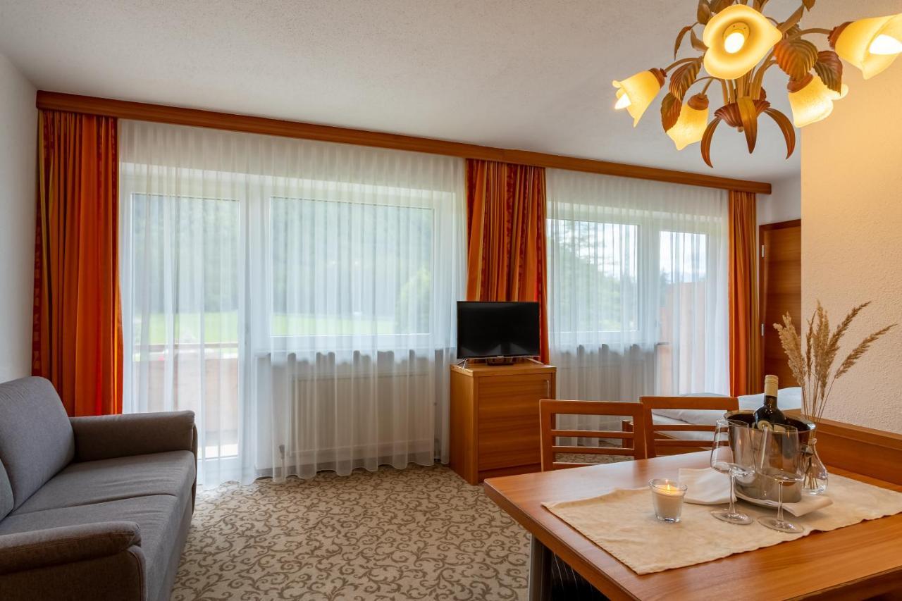 Kinderhotel Laerchenhof Obsteig Bagian luar foto