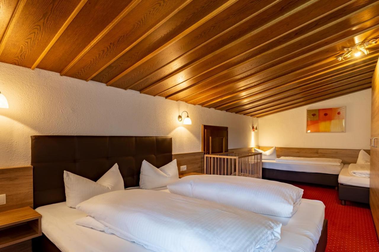 Kinderhotel Laerchenhof Obsteig Bagian luar foto