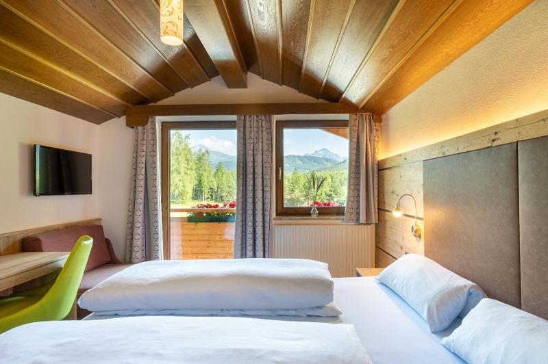 Kinderhotel Laerchenhof Obsteig Bagian luar foto